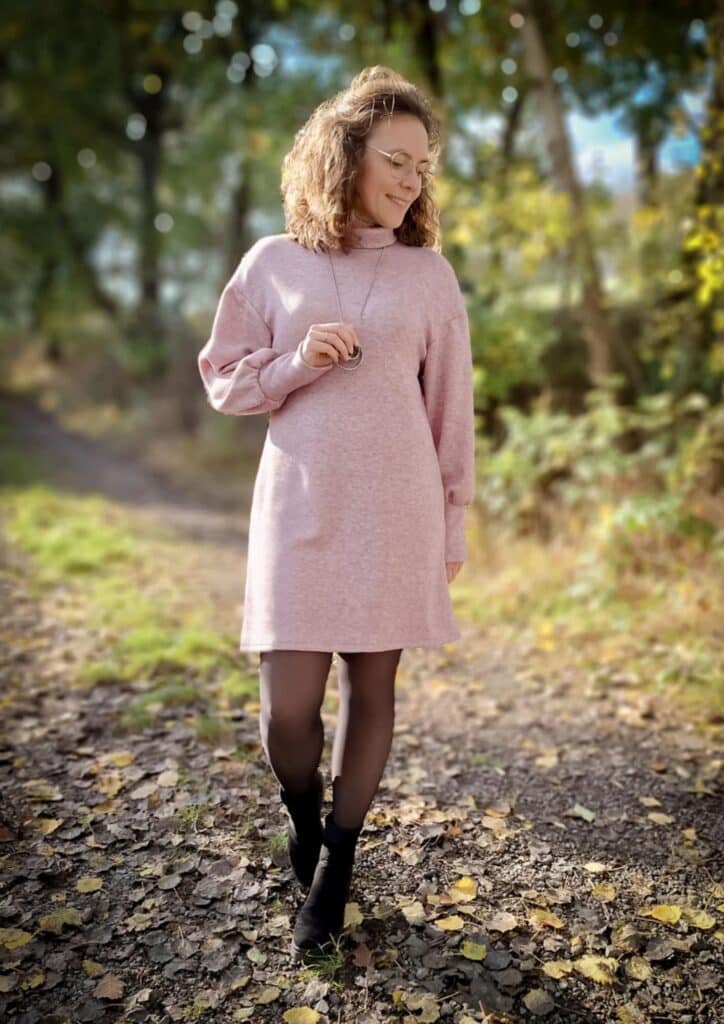 Outfit aus Strickstoffen nähen - Schnittmuster Strickstoffe - Strickkleid nähen - Meine Herzenswelt - Katharina Kröning (2)