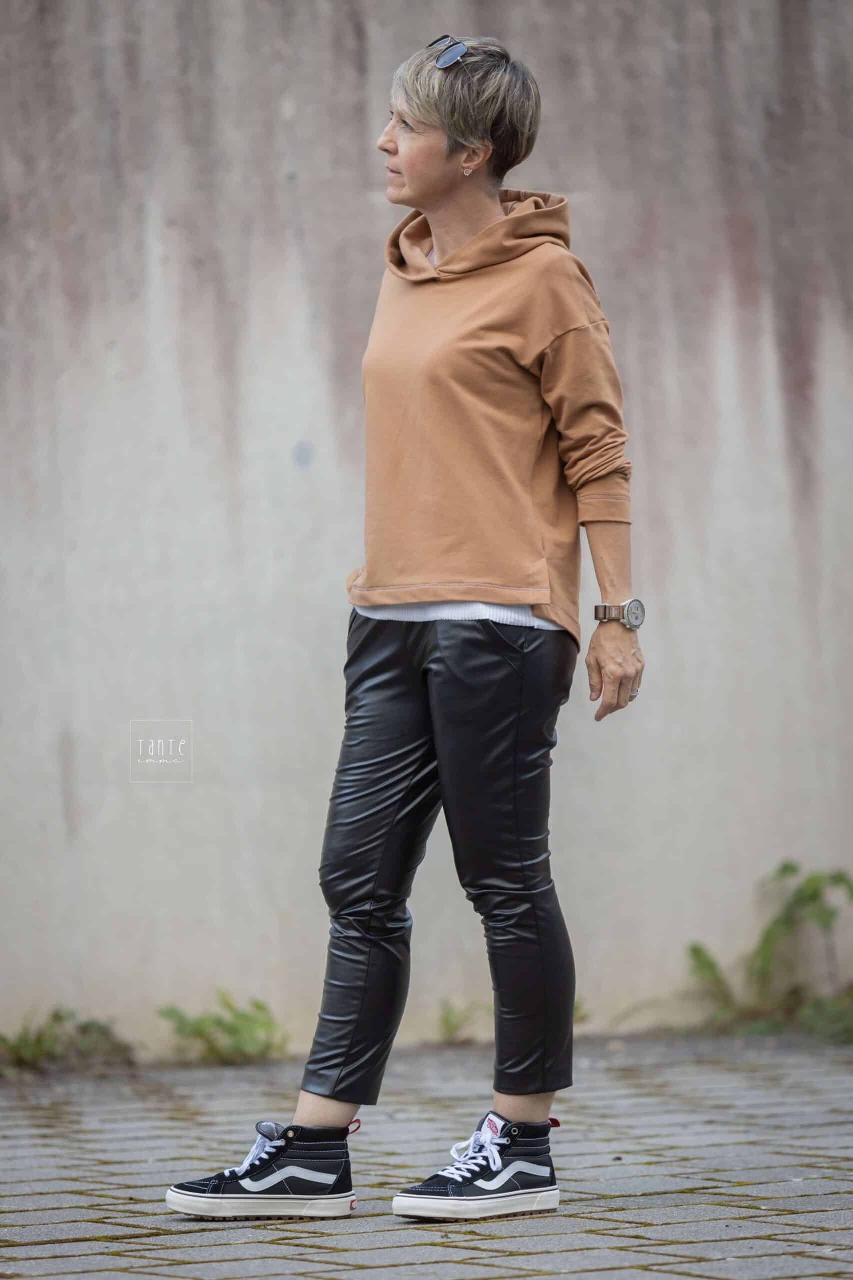 Outfit zum Nähen Kombi Schnittmuster Hose Jill Lederleggings Hoodie Montana Meine Herzenswelt - tanteemma