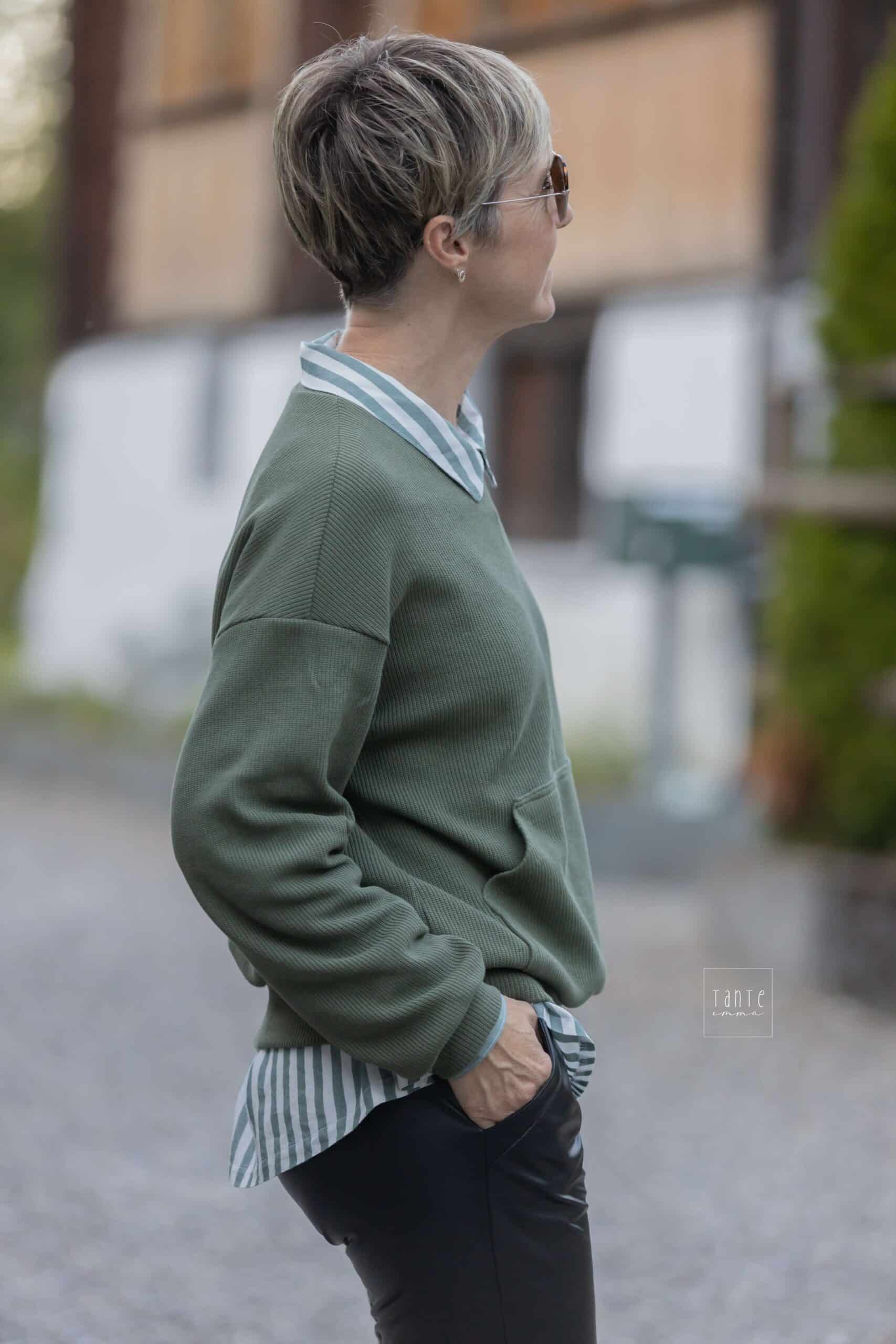 E050 Titelbild Outfit zum Nähen Kombi Schnittmuster Hose Jill Pullover Boston Bluse Cassis - Ledderleggings nähen - Meine Herzenswelt tanteemma 0775