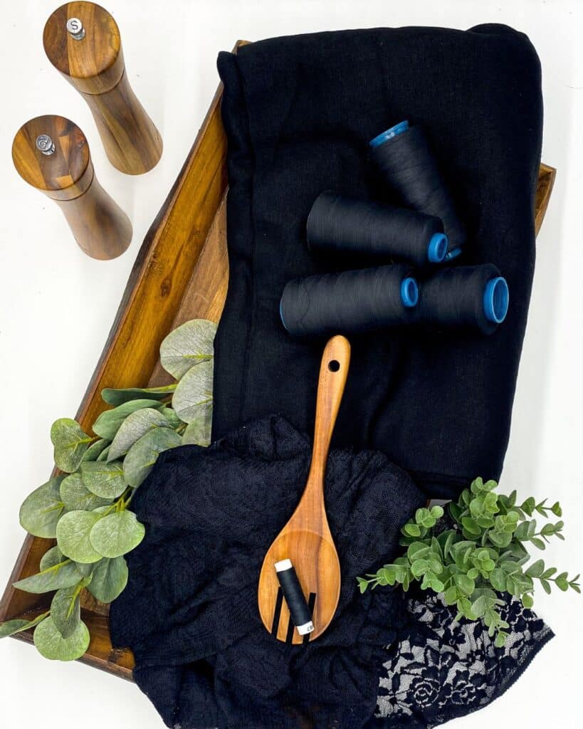 26 04 Nähen mit Spitze Pullover aus Spitze nähen eleganten Pullover nähen für Damen Mädchen Schnittmuster Vanja Meine Herzenswelt (6)