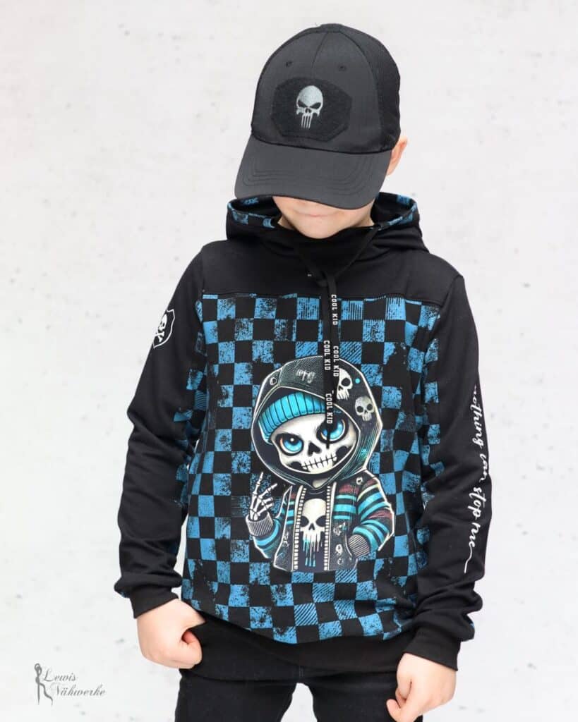 26 06 coolen Hoodie für Jungs nähen Stoffpaneel vernähen Schnittmuster Hoodie für Jungs Meine Herzenswelt Bianka Lewerenz (7)